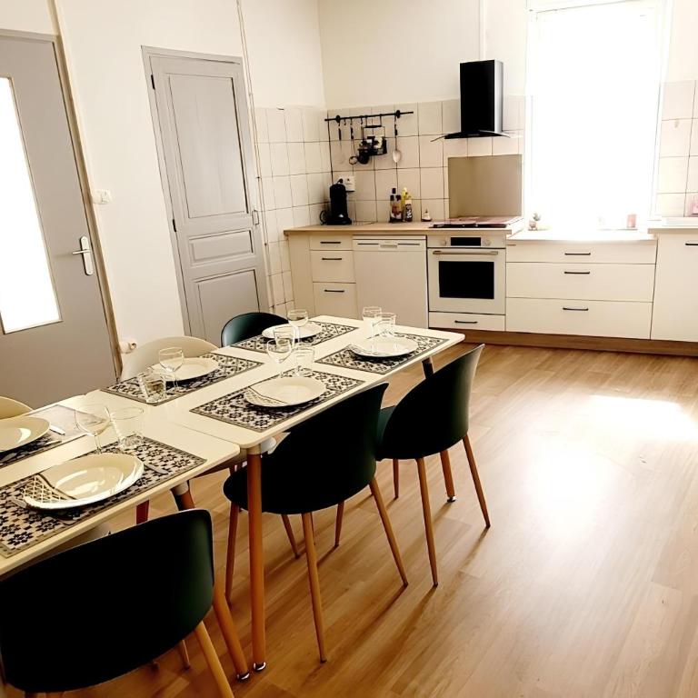 Logement spacieux - Appartamento con 3 Camere da Letto - 1