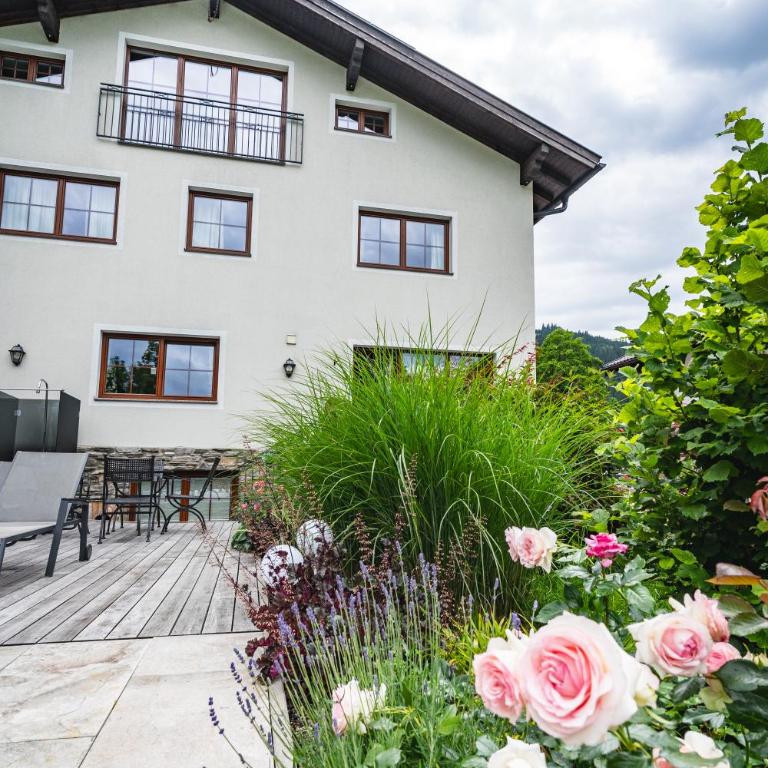 Landhaus Flasch - Apartment mit 1 Schlafzimmer und Balkon - 33