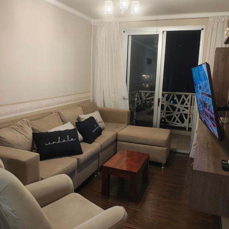Departamento con vista al Paraná - Two-Bedroom Apartment - 8