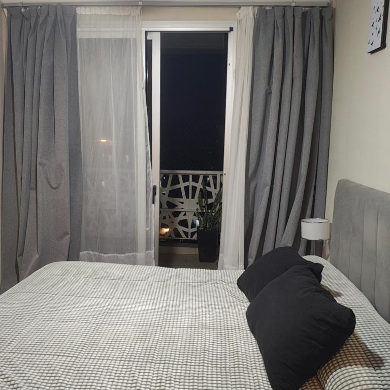 Departamento con vista al Paraná - Two-Bedroom Apartment - 13