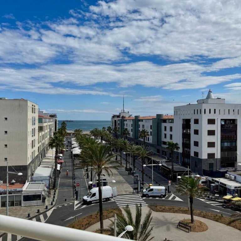 Bleu Prestige - Penthouse vue mer -Terrasse -Plage 100m -Cap d'Agde - Histoire de Clés - Appartement 3 Chambres - 2