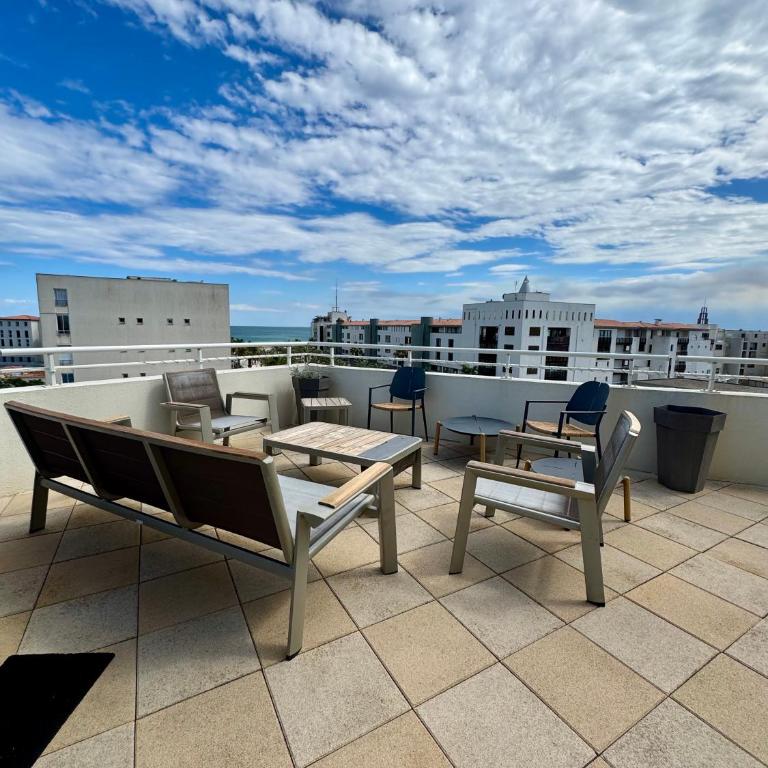 Bleu Prestige - Penthouse vue mer -Terrasse -Plage 100m -Cap d'Agde - Histoire de Clés - Appartement 3 Chambres - 13
