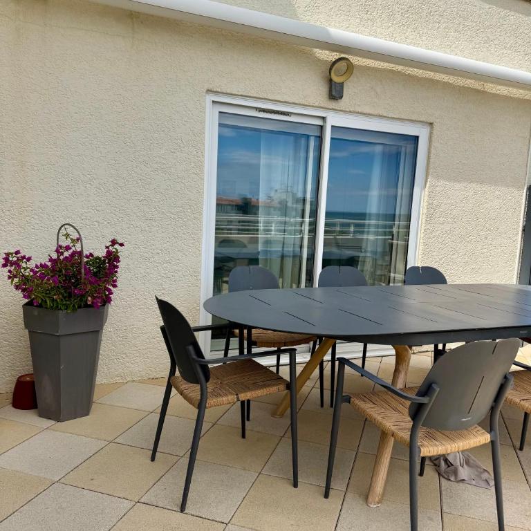 Bleu Prestige - Penthouse vue mer -Terrasse -Plage 100m -Cap d'Agde - Histoire de Clés - Appartement 3 Chambres - 26