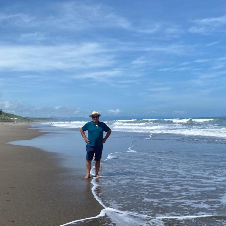 Departamento en la playa Cojimies - Apartamento con 3 dormitorios - Frente al océano - 2