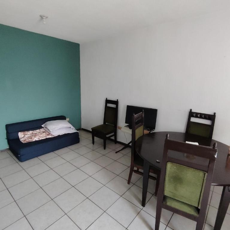 Casa vacacional - Two-Bedroom House - 2