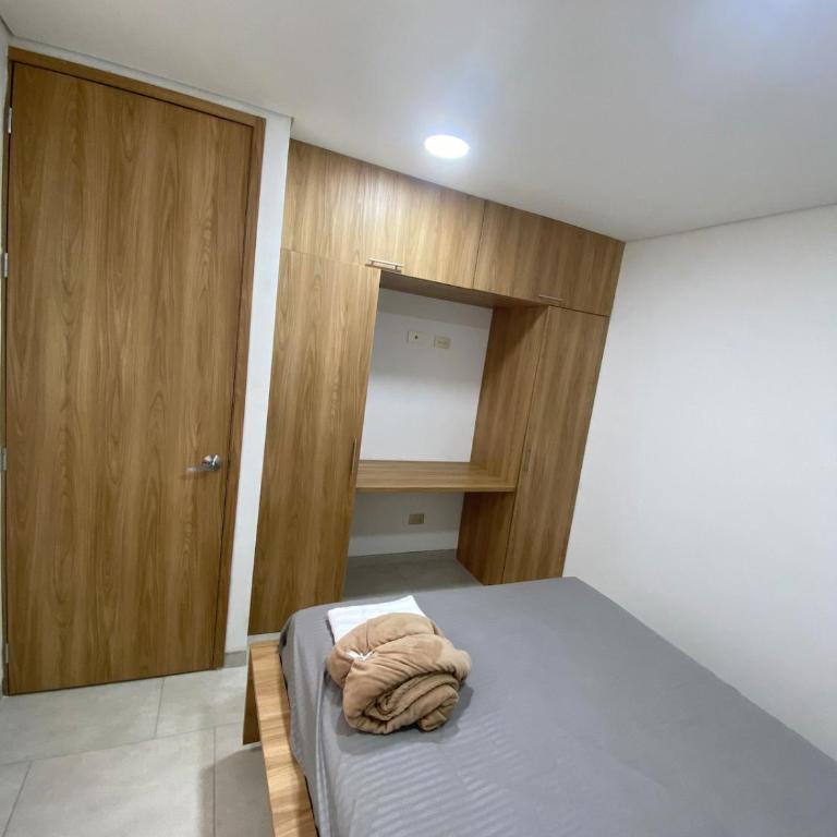Apartamento encantador en san pedro - Three-Bedroom Apartment - 10
