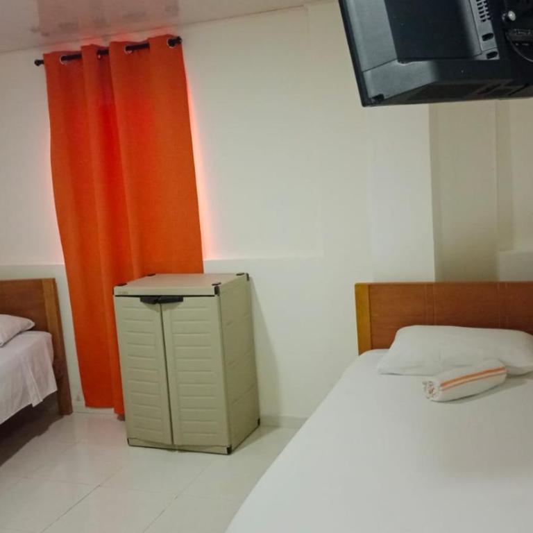 Francia Center Alojamiento - Habitación Familiar Estándar - 4