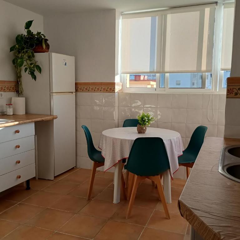 Piso El Corte Inglés - Apartamento de 2 dormitorios - 4