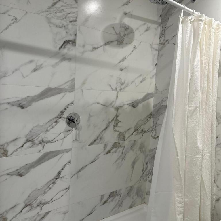 Departamento dos ambientes Zona Guemes 501 - Apartamento de 1 dormitorio - 34