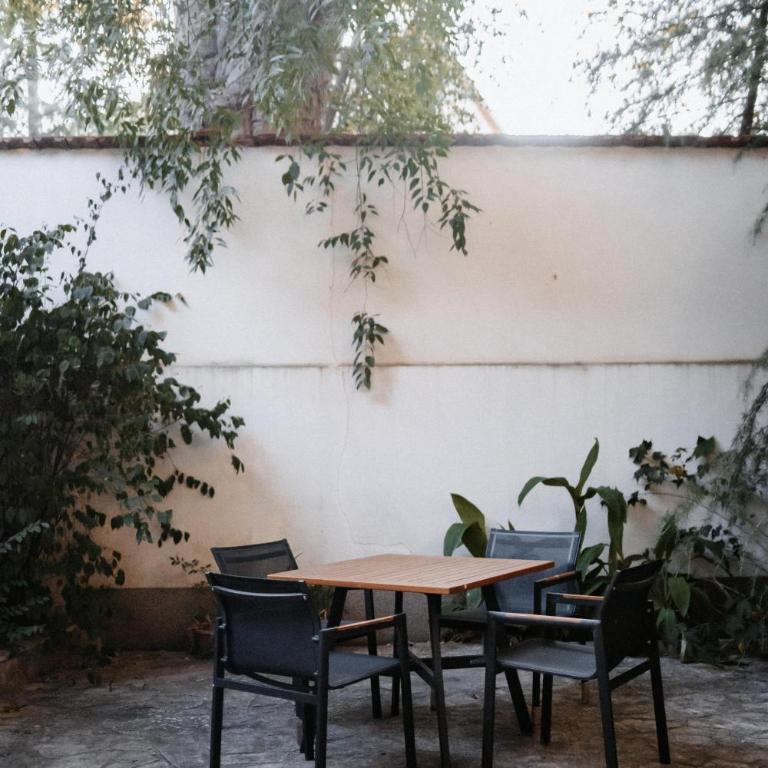 Old Town Oasis - One-Bedroom Apartment with Garden View - 12