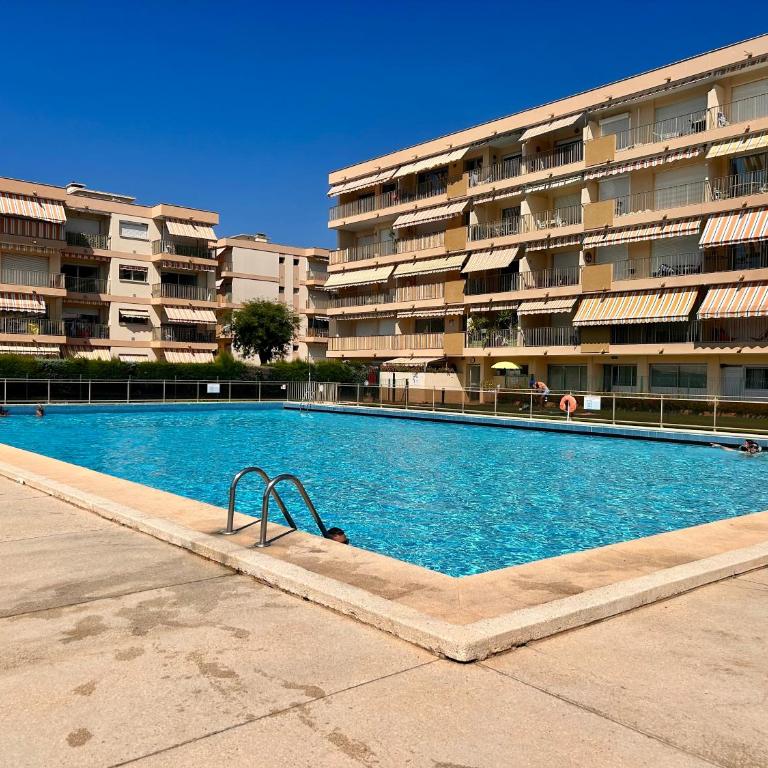 Grand Studio avec terrasse, piscine et parking privé - Monolocale - 14