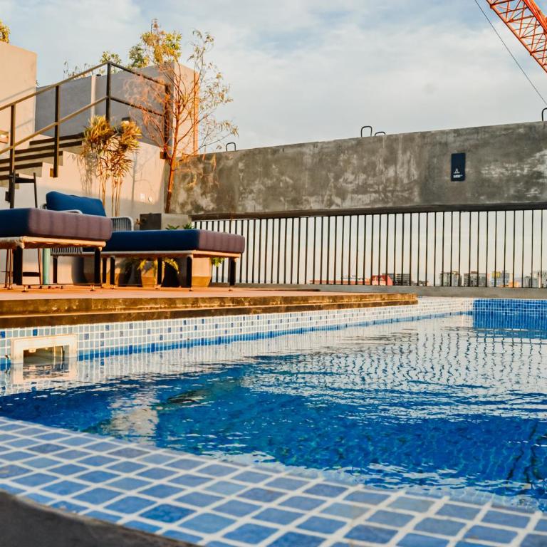 New Condo at Scala Towers Col Americana Chapultepec Zone - Two-Bedroom Apartment with City View - 23