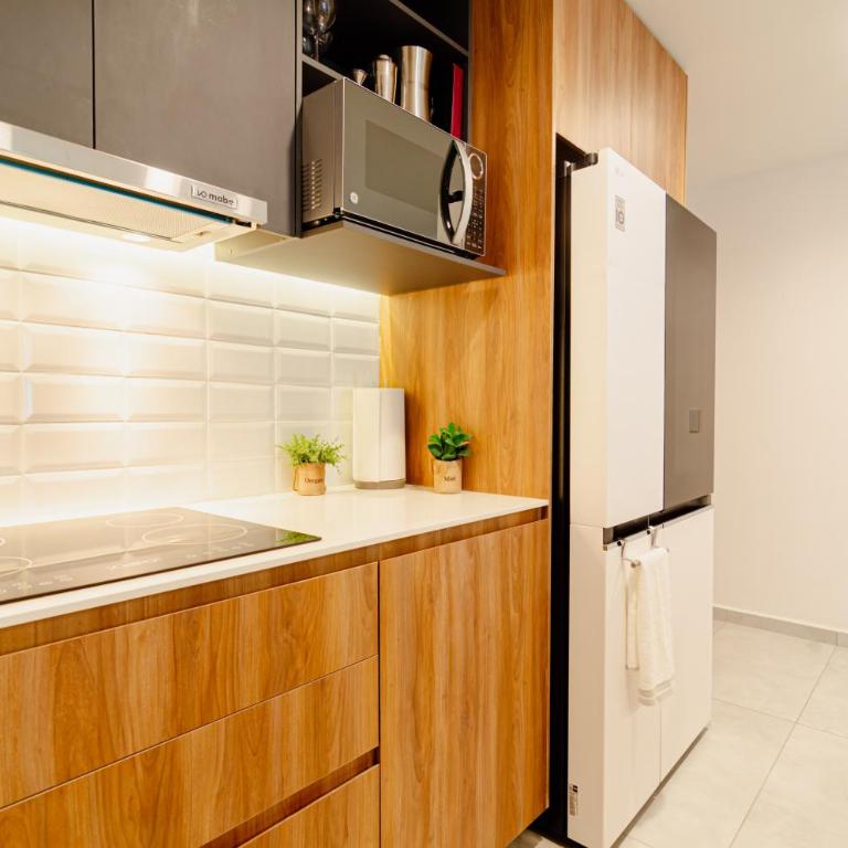 New Condo at Scala Towers Col Americana Chapultepec Zone - Two-Bedroom Apartment with City View - 34