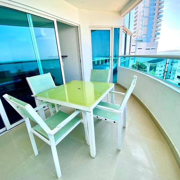 elegante apartamento en el laguito - Apartamento de 2 dormitorios - 11