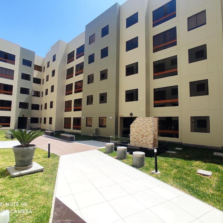 Céntrico departamento de 3 habitaciones con balcón - Apartamento Deluxe de 3 dormitorios - 12