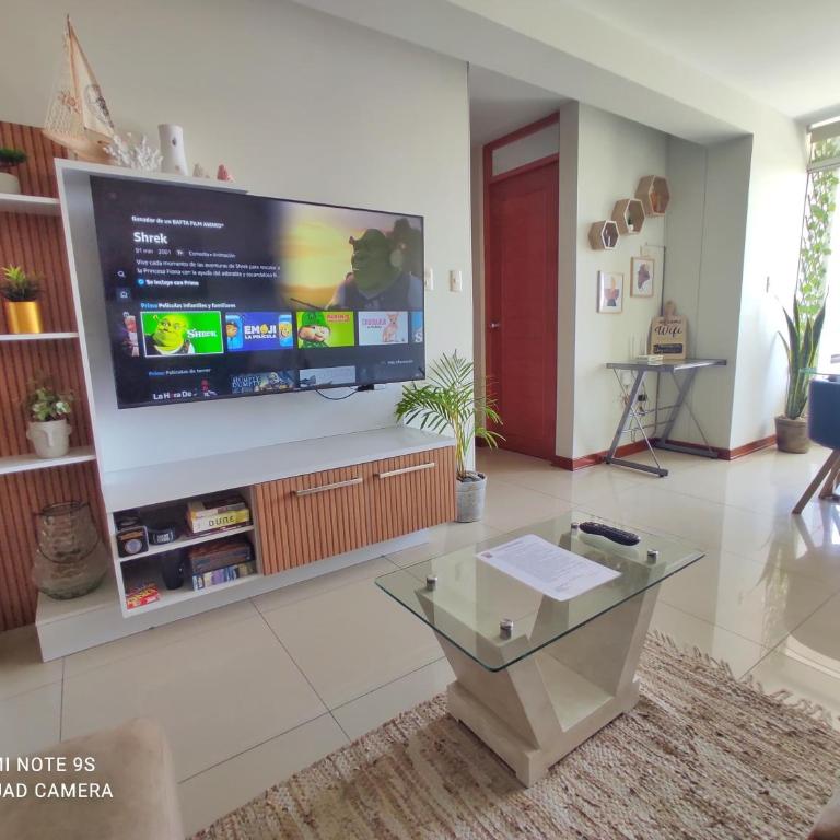 Céntrico departamento de 3 habitaciones con balcón - Apartamento Deluxe de 3 dormitorios - 7