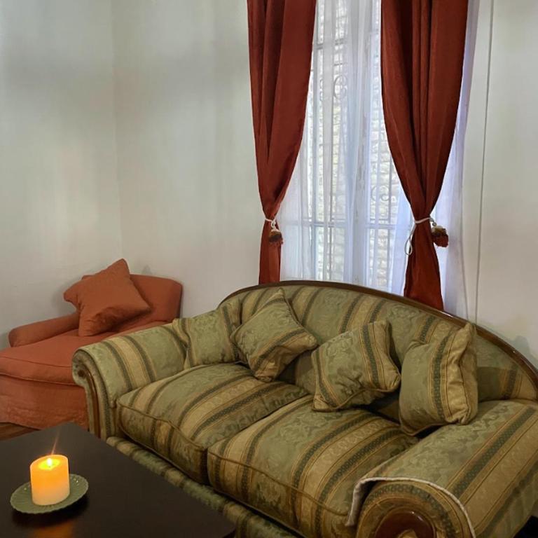 Amplia Casa en Ñuñoa 3D3B , aire acondicionado, Zona de trabajo - Casa de 3 dormitorios - 10