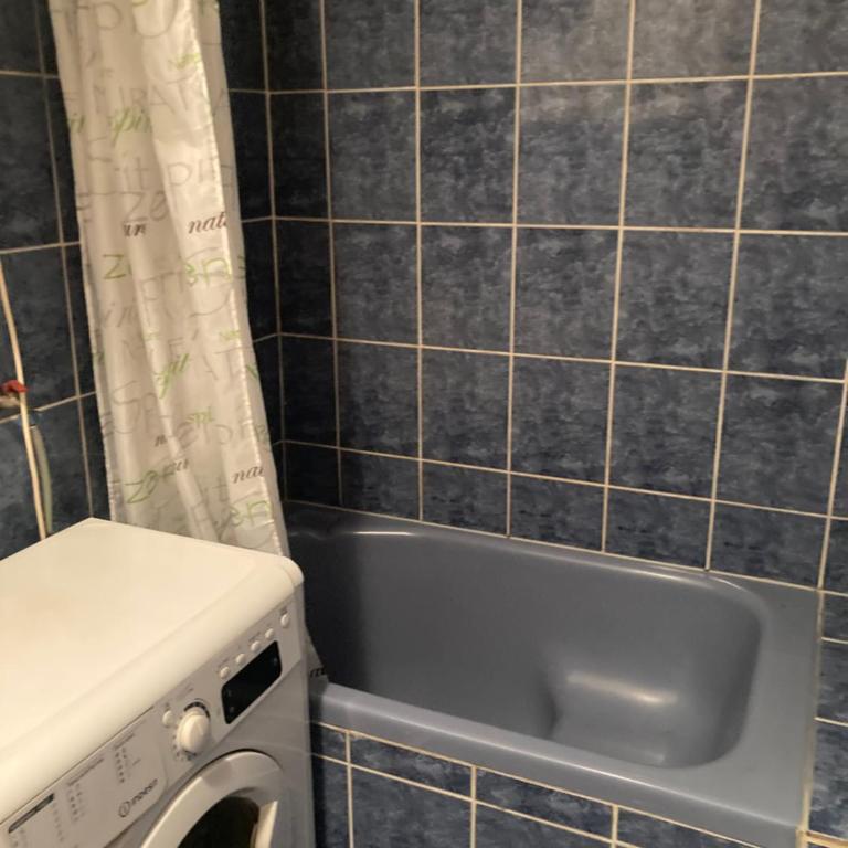 Apartman Mir - Two-Bedroom Apartment - 13