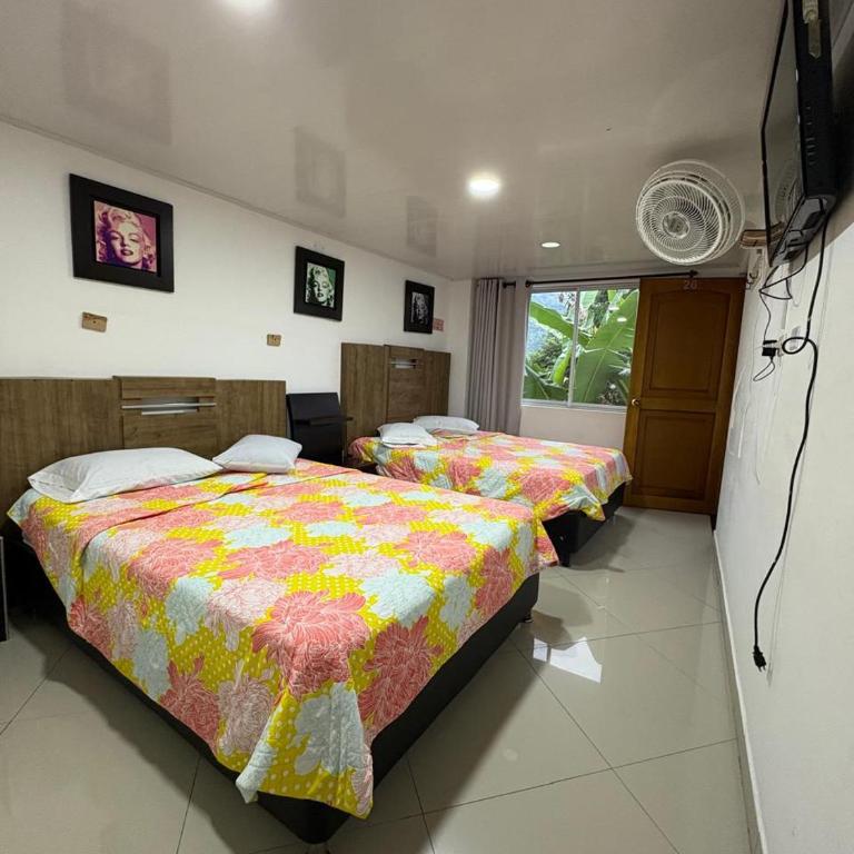 Casa campestre Casa Blanca - Habitación Doble - 2 camas - 3