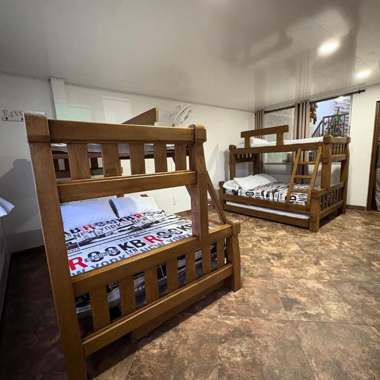 Casa campestre Casa Blanca - Habitación Familiar - 2