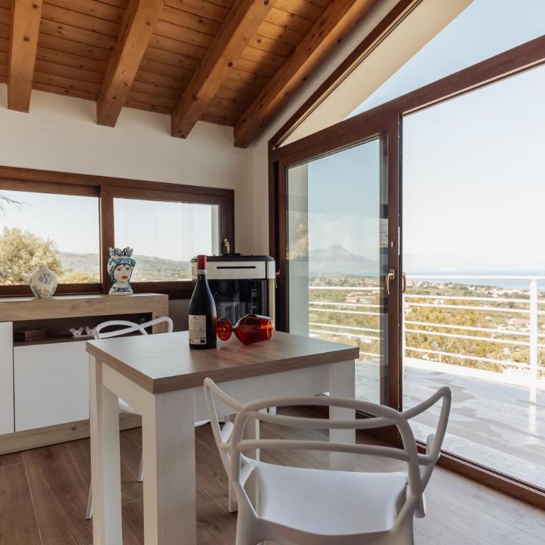 Villa Michela - Dimora di Charme a Cefalù con panorama sul mare by CEFALU BIZ - Two-Bedroom House - 1