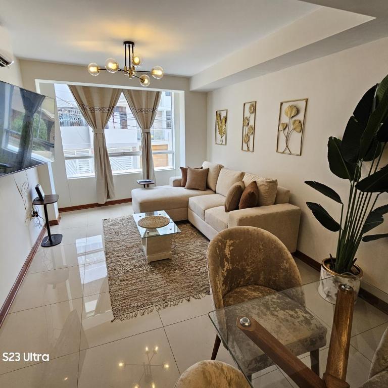 Departamento de 3 habitaciones con aire acondicionado en 2do piso - Apartamento de 3 dormitorios - 4