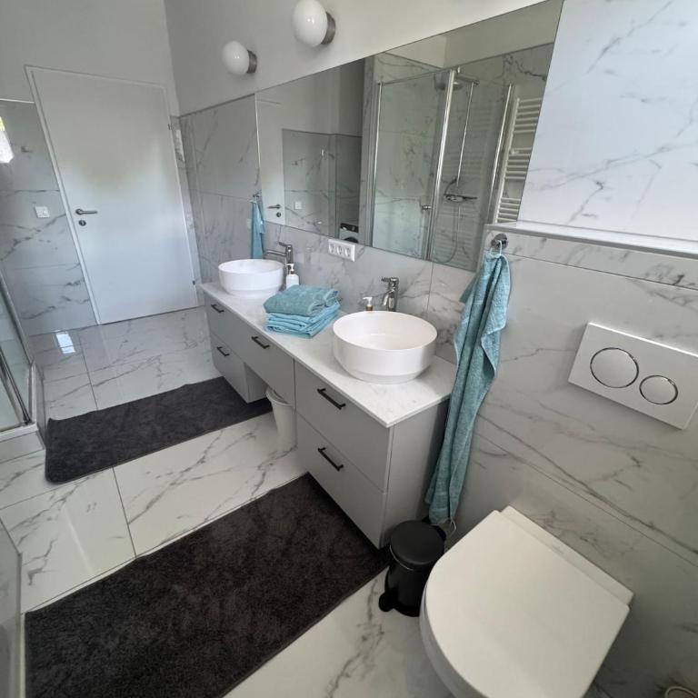 Modernes Zentrales Apartment - Apartamento con vistas y balcón - 18