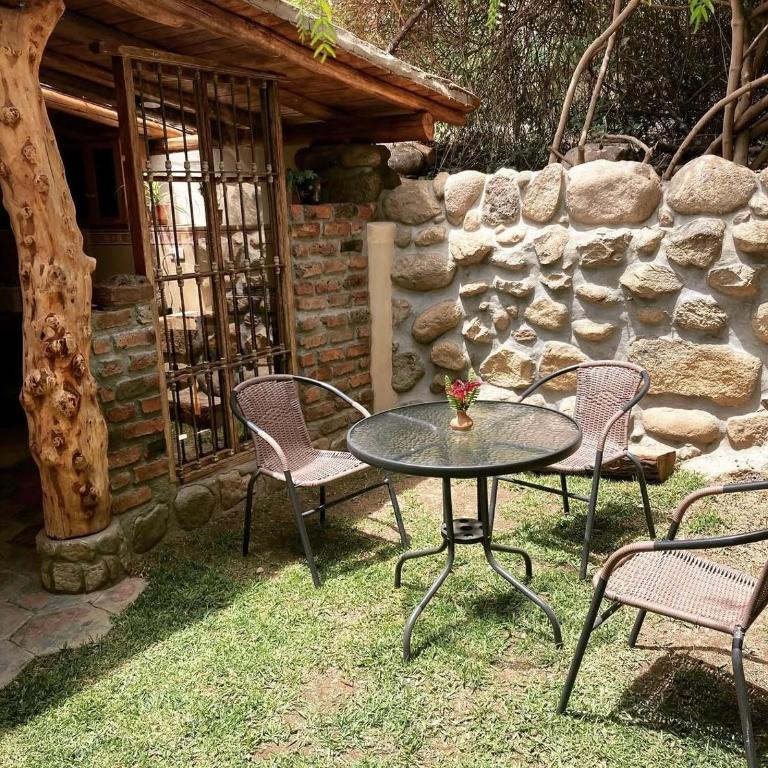 YakuRumi Tipis & Glamping - Deluxe Bungalow with Garden View - 1