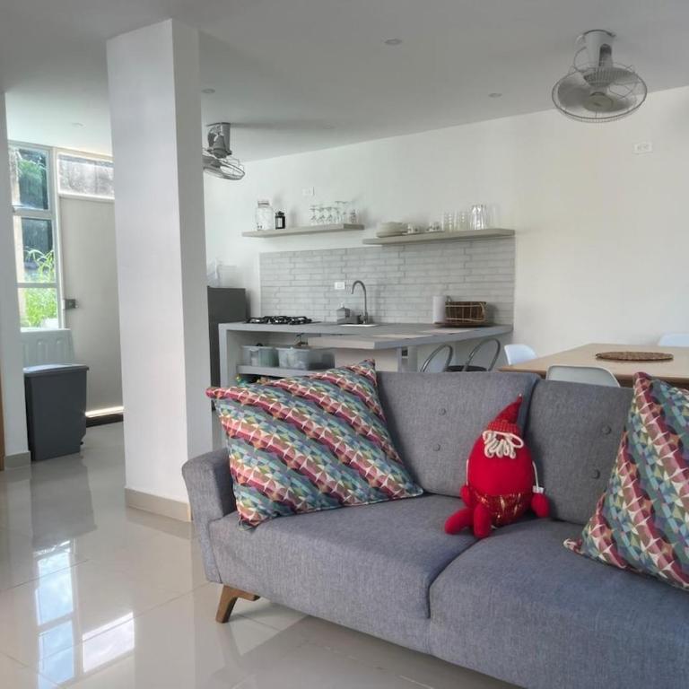 Vacaciones en familia - Piscina, confort y descanso - Casa de 3 dormitorios - 1