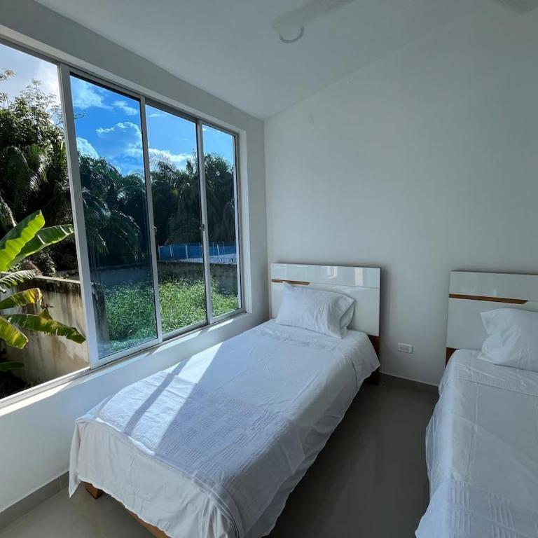 Vacaciones en familia - Piscina, confort y descanso - Casa de 3 dormitorios - 4