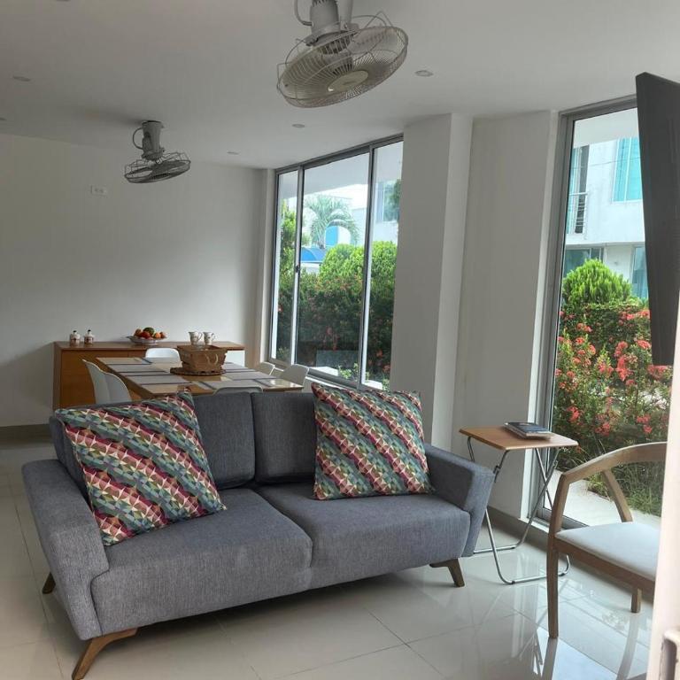 Vacaciones en familia - Piscina, confort y descanso - Casa de 3 dormitorios - 12
