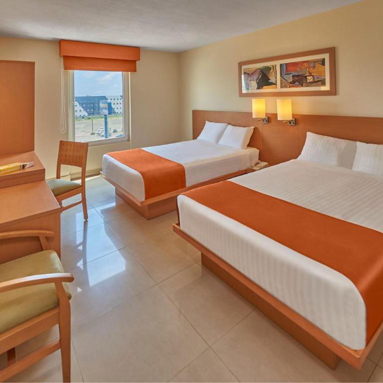 City Express by Marriott Mazatlan - Double Room with Two Double Beds - 2