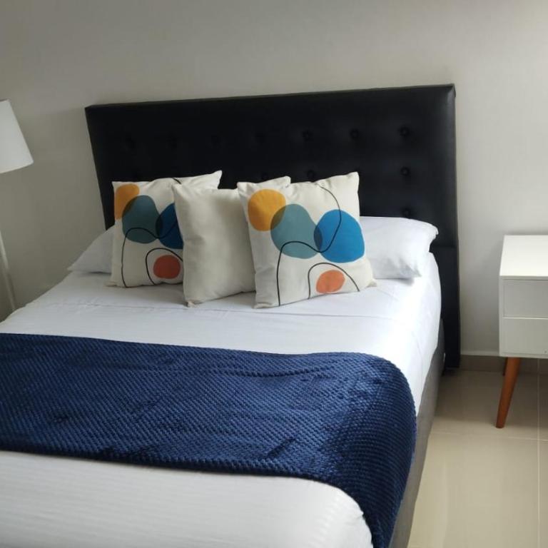 Ap entero en Rionegro cerca Aiport JMC ,Int - Apartamento de 3 dormitorios con vistas al mar - 14