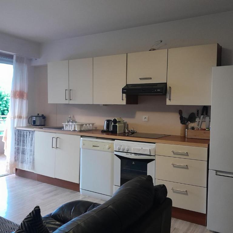 ZenGarden Pool,3bedrooms,lit bébé Beach800m,box&wifi - Appartement 2 Chambres - 7