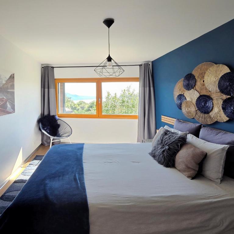 Montreux Holiday Home - Deluxe Villa - 17