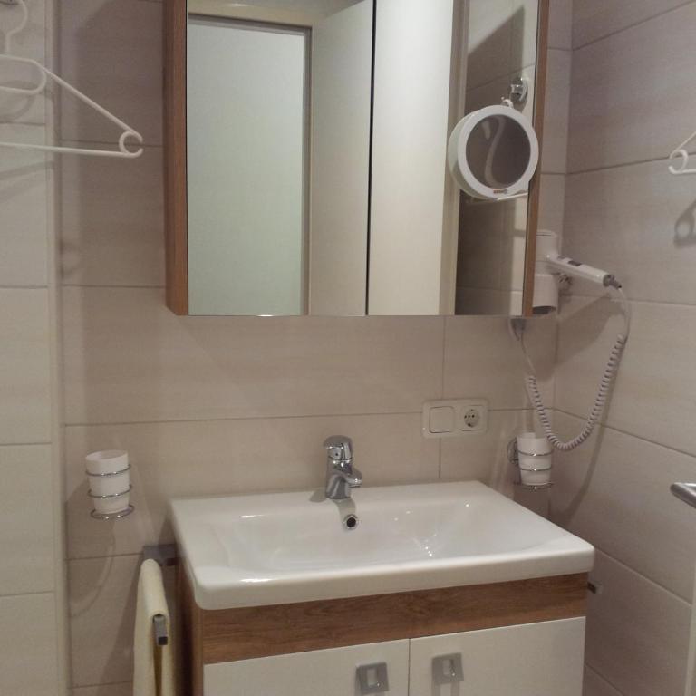 Haus Amalia - Apartment mit 1 Schlafzimmer und Balkon - 5