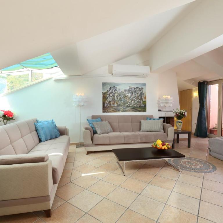 Taormina center 4 BR penthouse, terrace with views - Four-Bedroom Apartment - Attic - 3
