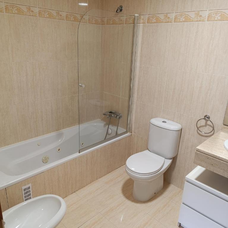 Piso Veteris - Three-Bedroom Apartment - 4