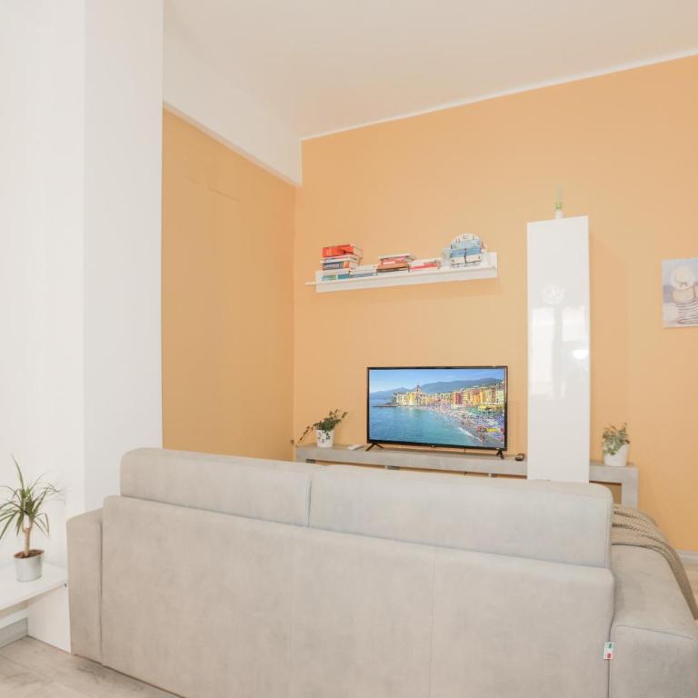 Azzurro Adriatico in Genova Est - Appartamento con 2 Camere da Letto - 52