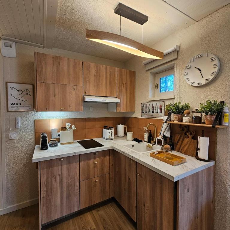 Studio 25m2 Vars, Chambeyron, Pied de Piste et Confort - Apartment mit 2 Schlafzimmern - 7
