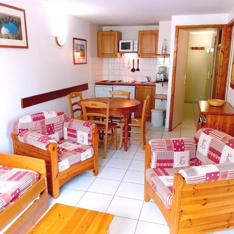 Terrasses F 105 PARC NAT VANOISE appart 6 pers - Appartement avec Balcon - 1