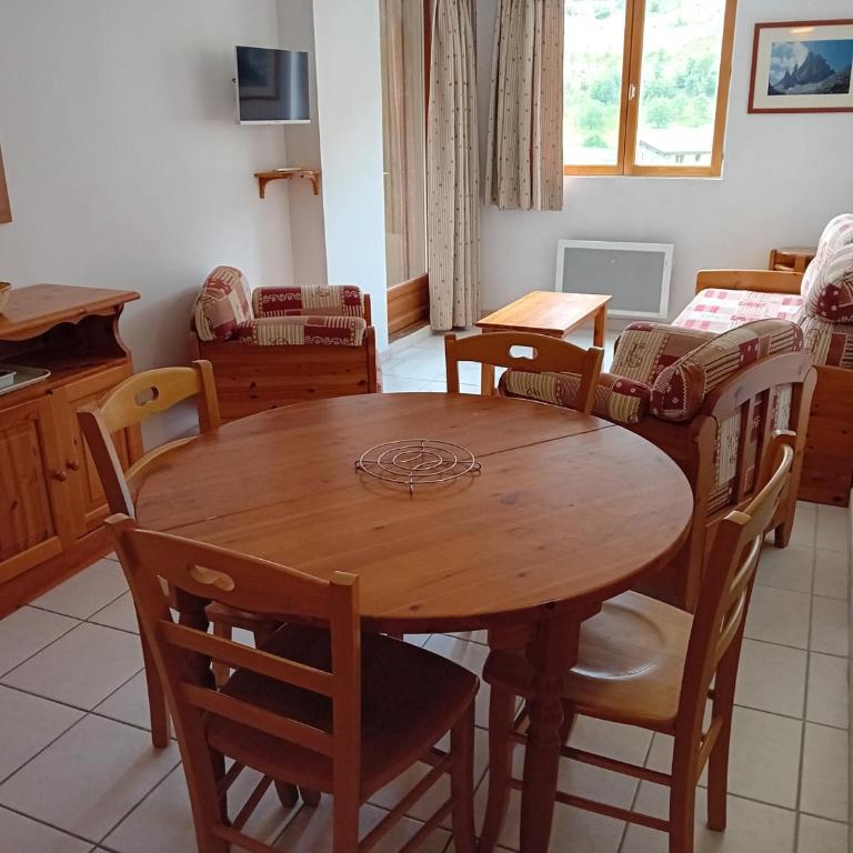 Terrasses F 105 PARC NAT VANOISE appart 6 pers - Appartement avec Balcon - 4