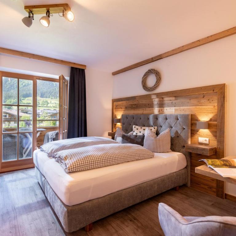 Pension Edelweiss - Doppelzimmer mit Dusche - 4