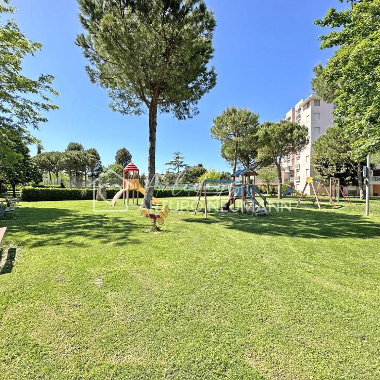 165 - RESIDENCE CONERO a Marcelli- Trilocale al 3 piano con ASCENSORE, 2 PISCINE, PARCO GIOCHI e 2 CAMPI DA TENNIS - CLIMATIZZATO, SPIAGGIA AL WHITE BEACH CLUB INCLUSA - Two-Bedroom Apartment - 15