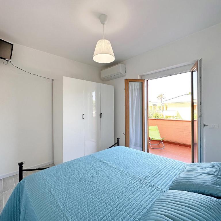 498 - Appartamento bilocale completamente ristrutturato al primo piano a Marcelli,- a soli 300 mt dal mare - climatizzato! - SPIAGGIA WHITE BEACH CLUB INCLUSA - Appartamento con 1 Camera da Letto - 6