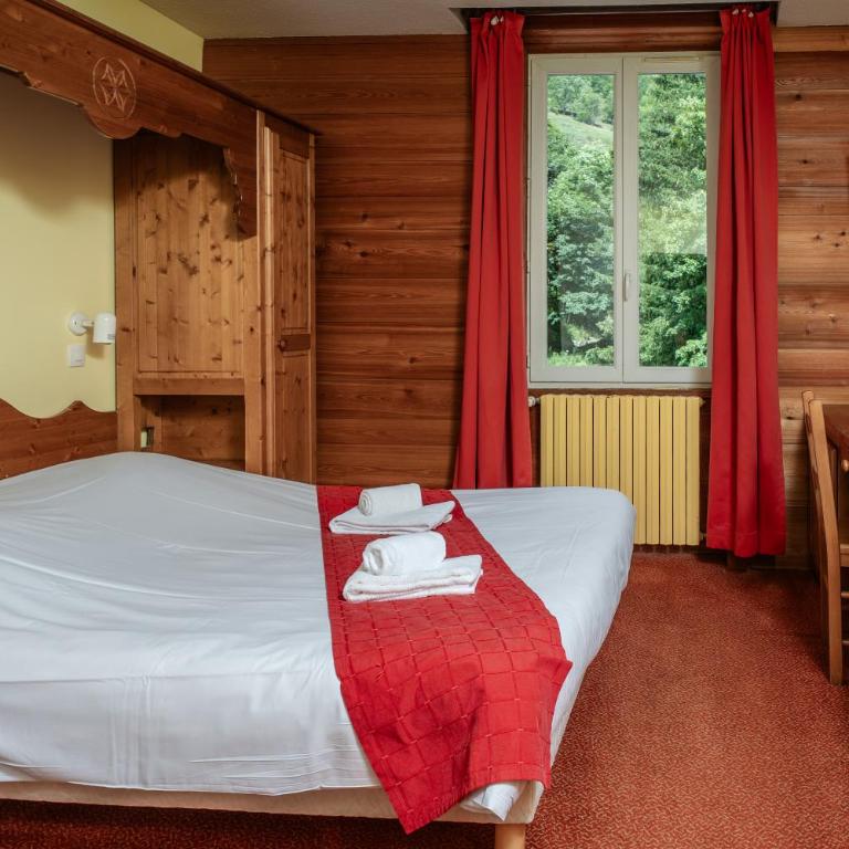 Hotel Castillan - Chambre Double ou Lits Jumeaux - Vue sur Jardin - 2