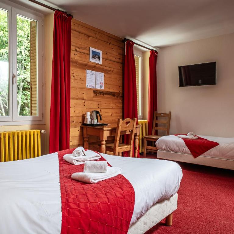 Hotel Castillan - Chambre Double ou Lits Jumeaux - Vue sur Jardin - 1