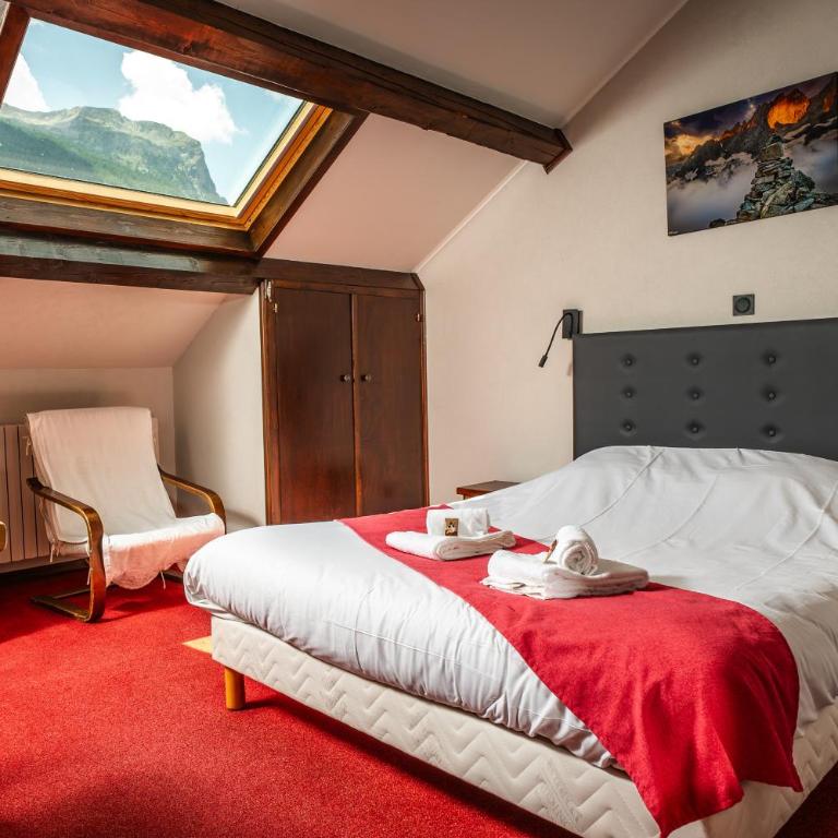 Hotel Castillan - Chambre Double ou Lits Jumeaux - Vue sur Jardin - 5