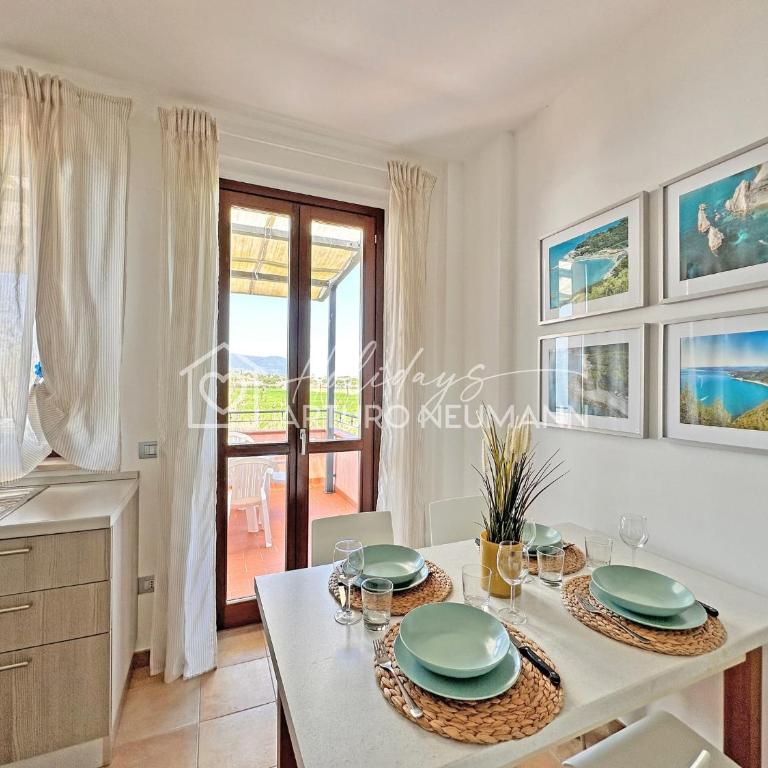 229 - Appartamento trilocale al primo piano con ampio terrazzo - al residence Adamo ed Eva con piscina e campo da calcetto, climatizzato - SPIAGGIA INCLUSA AL WHITE BEACH CLUB - Two-Bedroom Apartment - 5