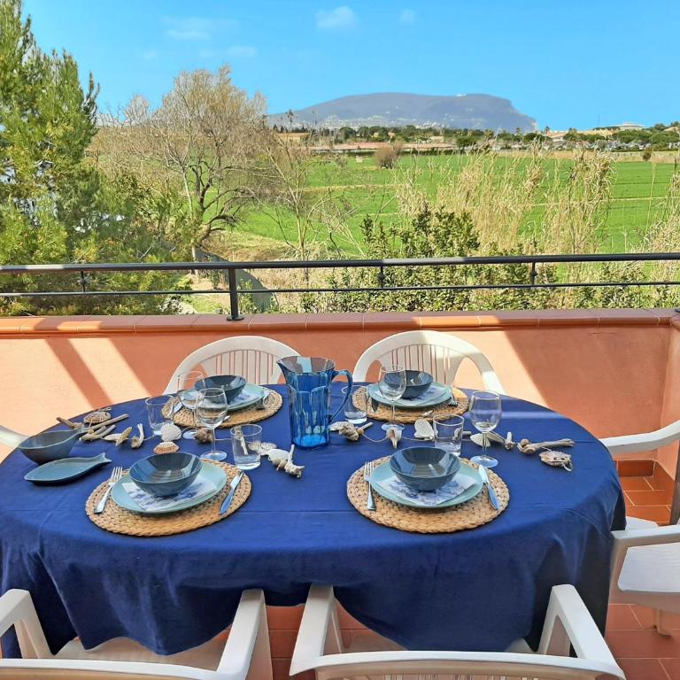229 - Appartamento trilocale al primo piano con ampio terrazzo - al residence Adamo ed Eva con piscina e campo da calcetto, climatizzato - SPIAGGIA INCLUSA AL WHITE BEACH CLUB - Two-Bedroom Apartment - 12